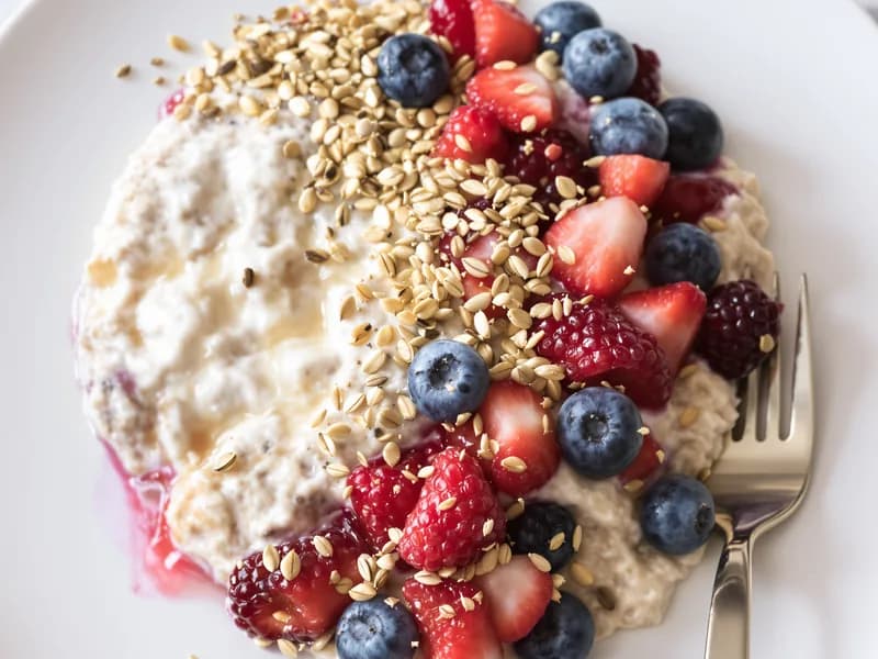 Overnight Oats with Berries